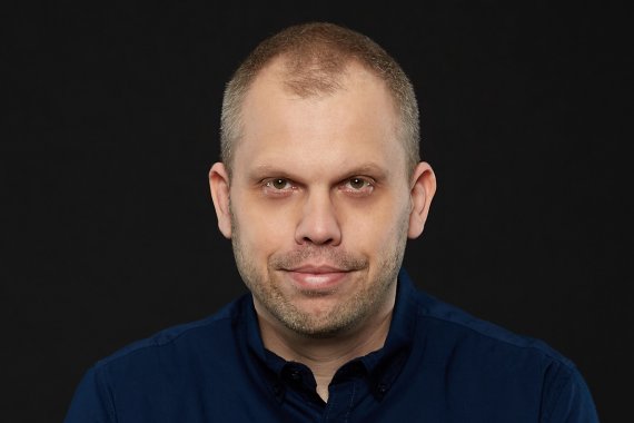 Zoltán Tóth portréja