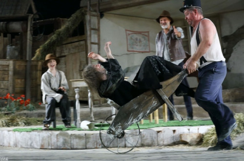 Indul a bakterház | előadásfotók #25