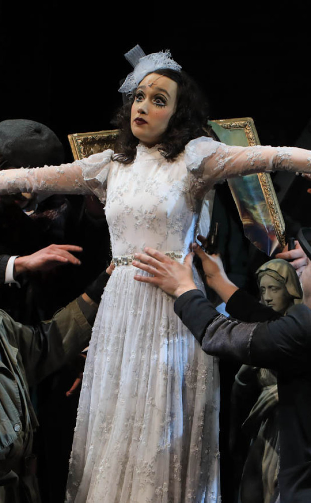 Koldusopera - Polly: LIPICS Franciska, Lucy: ÁRKI Lili Katalin című galéria illusztrációs képe