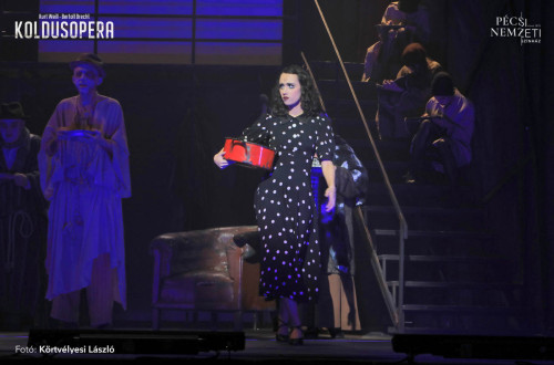 Koldusopera - Polly: LIPICS Franciska, Lucy: ÁRKI Lili Katalin #28