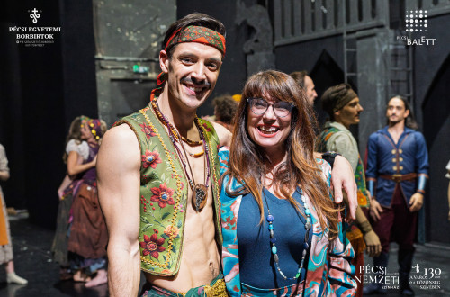 Új pécsi pezsgővel koccintott a város a Pécsi Nemzeti Színházban #10