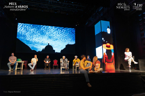 PÉCS "NEKEM: A VÁROS MINDÖRÖKRE" #32