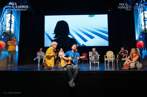 PÉCS "NEKEM: A VÁROS MINDÖRÖKRE" #18