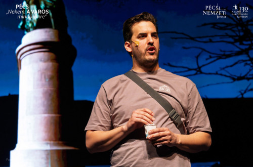 PÉCS "NEKEM: A VÁROS MINDÖRÖKRE" #38