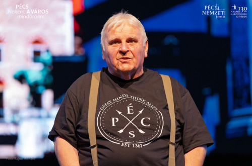PÉCS "NEKEM: A VÁROS MINDÖRÖKRE" #31