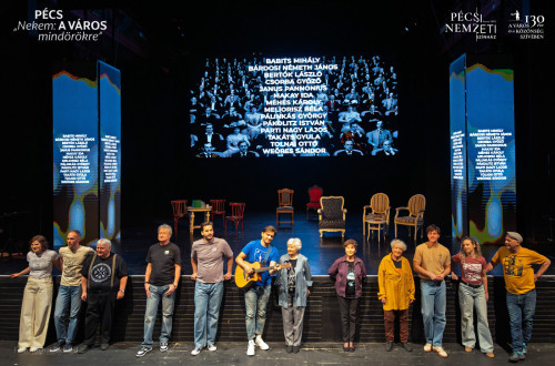 PÉCS "NEKEM: A VÁROS MINDÖRÖKRE" #54