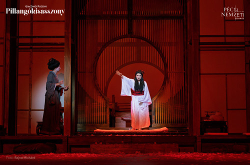 Cso-Cso-Szán: FERENCZY Orsolya, Pinkerton: BONCSÉR Gergyely, Sharpless: BOGNÁR Szabolcs, Suzuki: HUNYADI Donatella #103