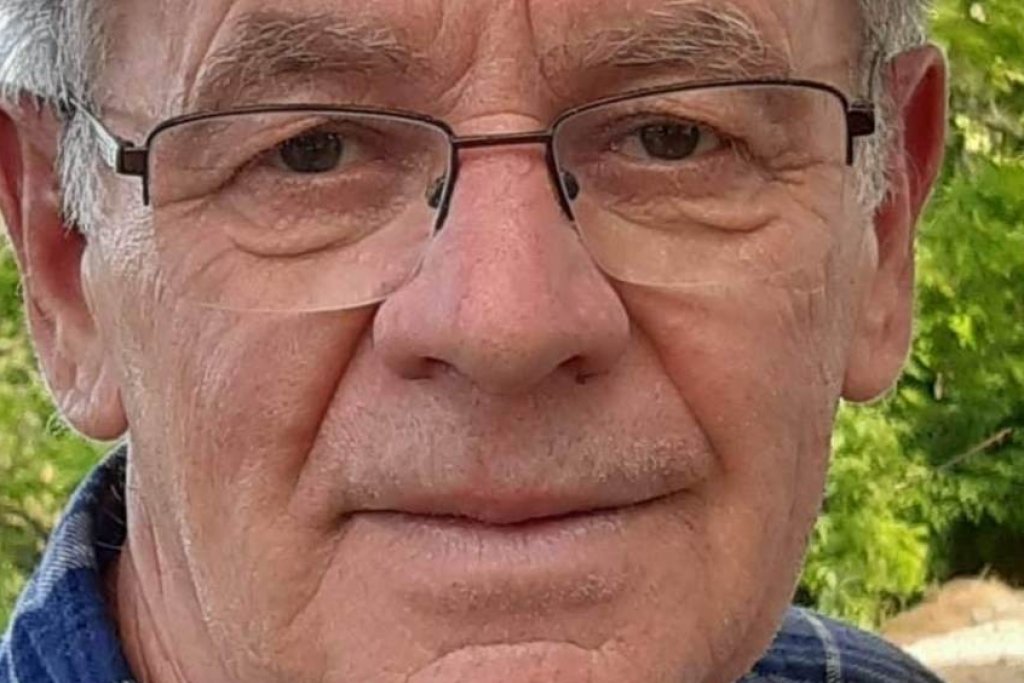 Nyugdíjba vonult Polics József, a színház kárpitosa című hír kiemelt képe
