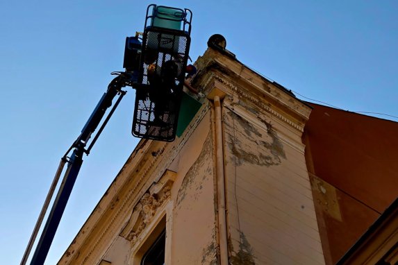 Megkezdődtek a munkálatok a Pécsi Nemzeti Színház épületén című hír kiemelt képe