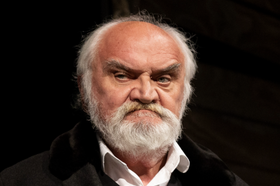 Elhunyt Krum Ádám (1950-2025)