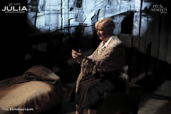A Pécsi Nemzeti Színház októberben Erdélybe utazik című hír illusztrációs képe