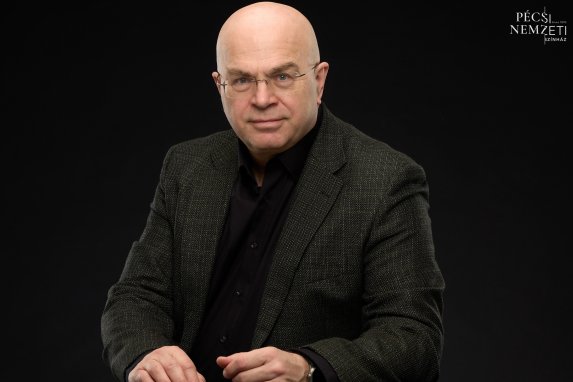 Kocsár Balázs: „Újra bizonyítani kell, hogy lehet és kell operát játszani Pécsen” című hír illusztrációs képe