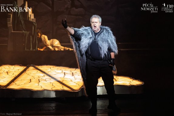 Szenzáció! Az egész ország láthatja majd a pécsiek előadását! című hír illusztrációs képe