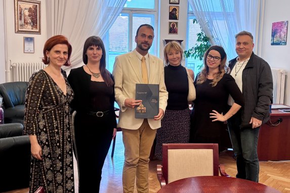 Nyugodtan szeretnénk dolgozni a közönségért! című hír illusztrációs képe