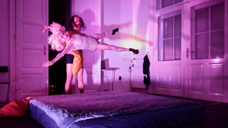 Lőrinc Katalin & Fehér Ferenc: MANGA-BALLET-PLAY illusztrációs képe