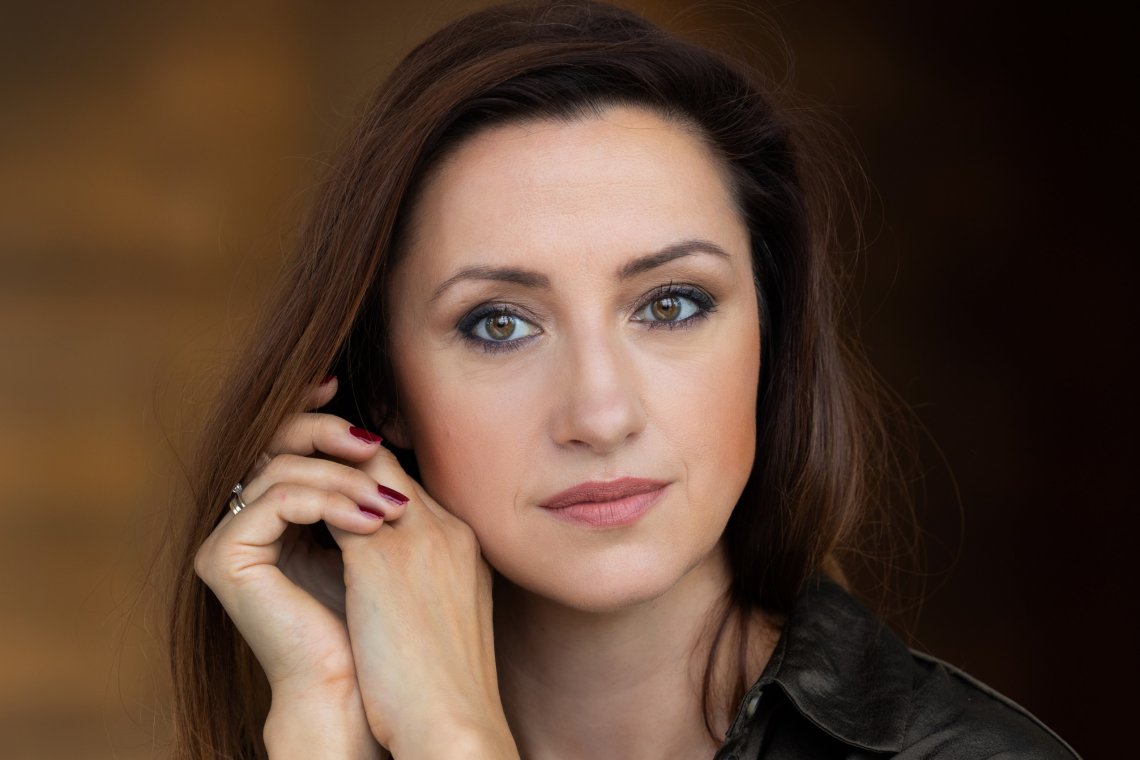 Busa Gabriella portréja a Pécsi Nemzeti Színház tagjáról
