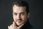 Vajda Zoltán Richárd e.h. SZFE potré a Pécsi Nemzeti Színház tagjáról