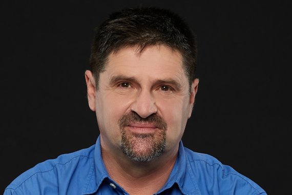 Schum László portréja